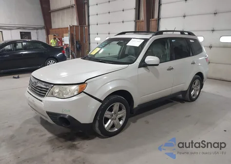 2010 Subaru Forester 2.5X Premium из США, поврежденный, VIN JF2SH6CC7AH804486